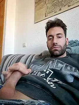 Snapshot of espanolmadrid chatting on December 31, 2024, 8:59 am espanolmadrid online show from December 31, 2024, 8:59 am