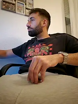 Snapshot of espanolmadrid chatting on October 27, 2025, 9:30 pm espanolmadrid online show from October 27, 2025, 9:30 pm