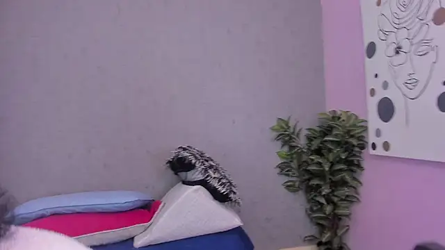 Tiffany mendez online show from March 20, 2026, 12:10 pm