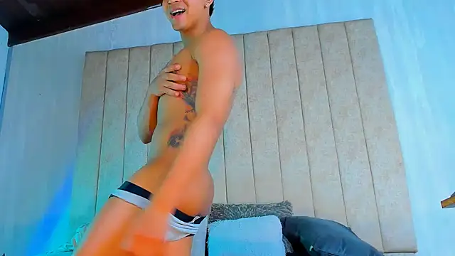 Muichiro tokito1 online show from January 28, 2025, 7:32 am