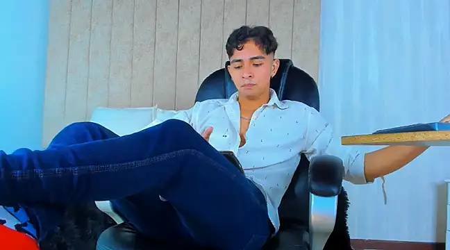 Muichiro tokito1 online show from February 27, 2025, 4:09 am