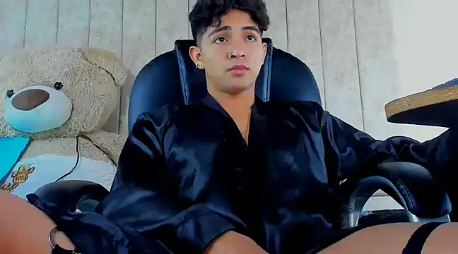 Muichiro tokito1 online show from March 23, 2025, 7:09 am