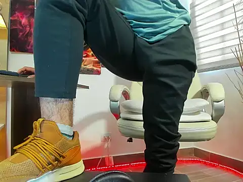 alessandro wye online show from February 23, 2025, 5:50 pm