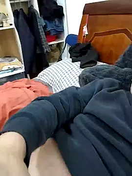 yjw6688 online show from March 23, 2026, 1:04 pm