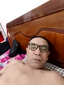 Snapshot of yjw6688 chatting on June 17, 2026, 2:51 pm yjw6688 online show from June 17, 2026, 2:51 pm