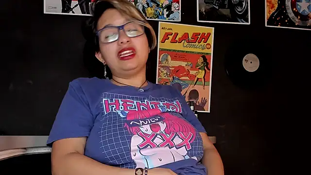 Snapshot of NovaGlitz chatting on December 10, 2024, 5:44 pm NovaGlitz online show from December 10, 2024, 5:44 pm