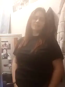 lilbishmiss online show from February 2, 2025, 5:42 am