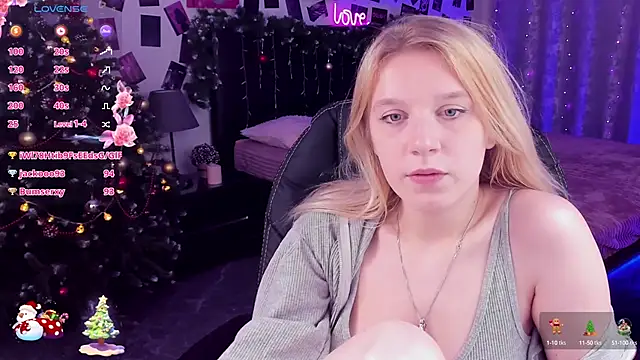 KarambaMoon online show from December 24, 2024, 3:05 am