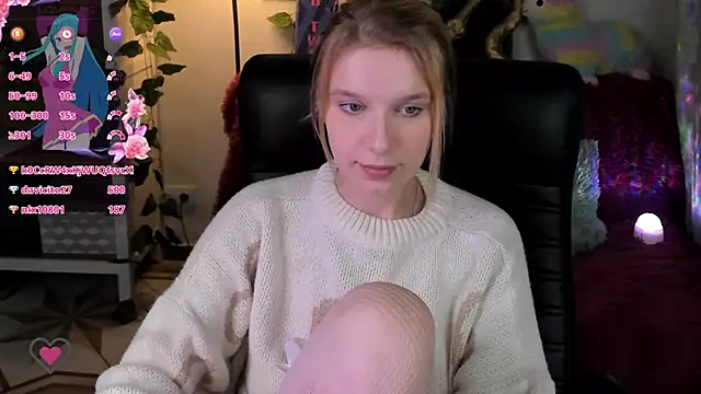 KarambaMoon online show from January 12, 2025, 11:47 pm