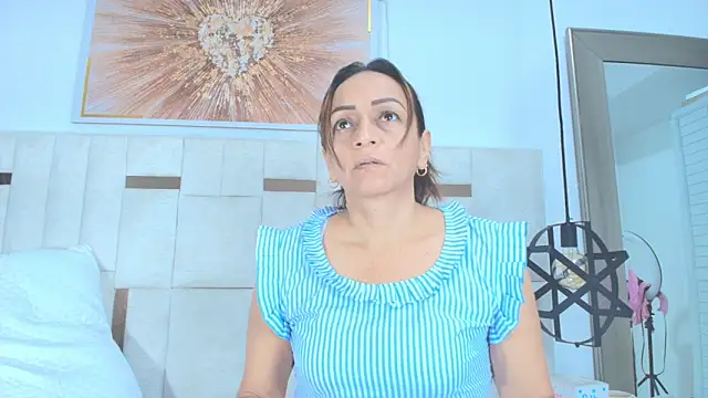 Snapshot of Hottest_Mature_ chatting on October 11, 2025, 3:06 am Hottest Mature  online show from October 11, 2025, 3:06 am