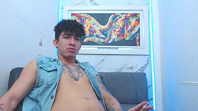 targuerian22 online show from December 13, 2025, 10:26 pm