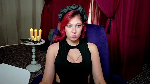 Snapshot of ChloesTem chatting on November 21, 2025, 10:25 am ChloesTem online show from November 21, 2025, 10:25 am