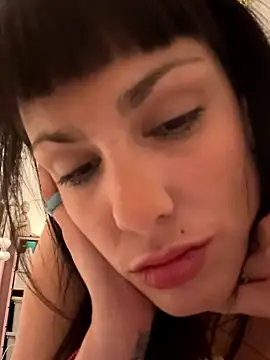 Snapshot of Zairaisak chatting on October 14, 2025, 1:50 am Zairaisak online show from October 14, 2025, 1:50 am