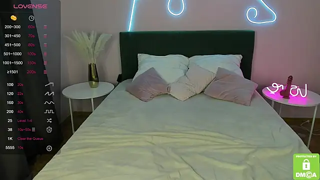 TiffanyWills online show from December 2, 2024, 5:48 am