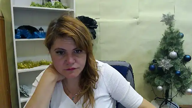 DaniellaKiss online show from February 5, 2025, 3:02 am