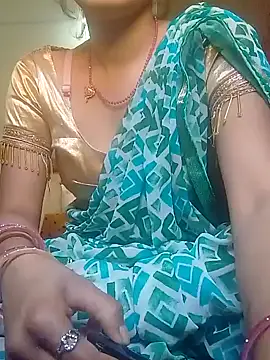 Snapshot of annaya_sweet chatting on December 22, 2024, 8:05 am annaya sweet online show from December 22, 2024, 8:05 am