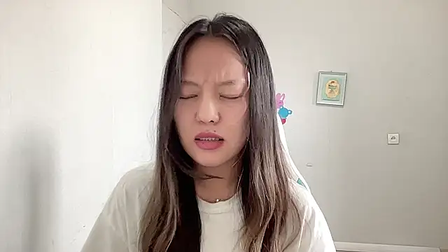 Risalynn online show from January 28, 2025, 6:38 am