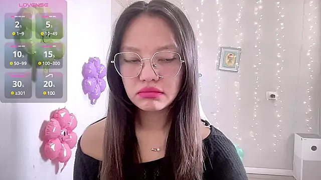 Risalynn online show from March 20, 2025, 3:23 am