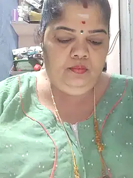 Snapshot of tamilthanushri chatting on May 14, 2026, 6:09 am tamilthanushri online show from May 14, 2026, 6:09 am