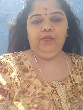 Snapshot of tamilthanushri chatting on May 19, 2026, 6:20 am tamilthanushri online show from May 19, 2026, 6:20 am