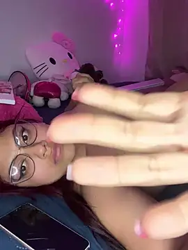 Aprilsmith2 online show from December 6, 2024, 2:02 am