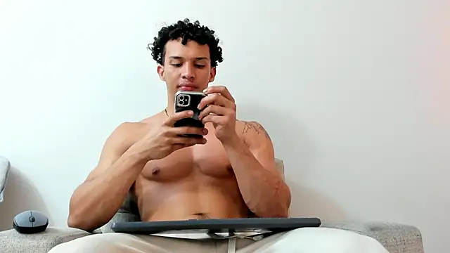 Dominick star online show from January 21, 2025, 3:48 am