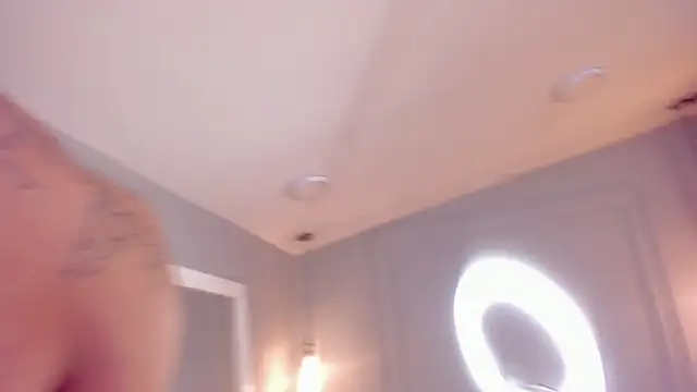 Dominick star online show from December 23, 2025, 4:21 am