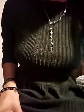 KITTEN-10 online show from November 13, 2025, 4:44 am