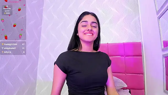 natalia aguirre1 online show from February 4, 2025, 6:27 pm