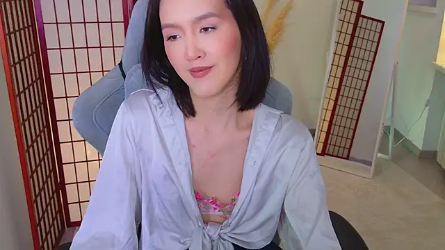 Snapshot of CarrieAmber chatting on April 26, 2026, 1:53 pm CarrieAmber online show from April 26, 2026, 1:53 pm