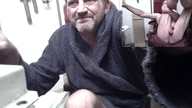 Snapshot of Vernalot_76 chatting on December 30, 2024, 10:23 pm Vernalot 76 online show from December 30, 2024, 10:23 pm