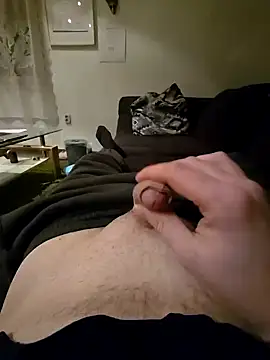 Titanhoott online show from December 16, 2024, 4:05 pm