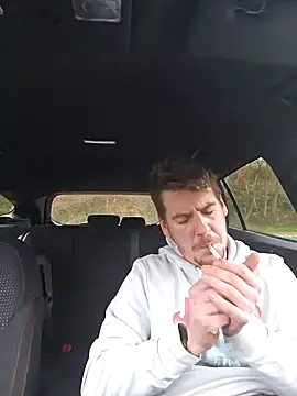 Titanhoott online show from January 4, 2025, 11:33 am