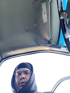 thtmexicanthickcock online show from December 6, 2024, 3:44 pm