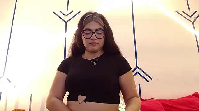 Snapshot of EsmeraldaSantoss chatting on February 10, 2025, 4:04 pm EsmeraldaSantoss online show from February 10, 2025, 4:04 pm