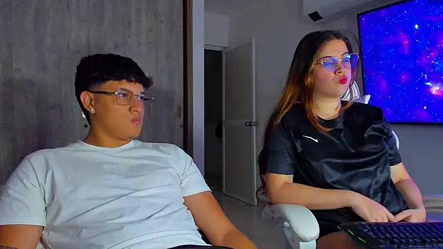 kittyandrick online show from April 10, 2026, 9:36 am