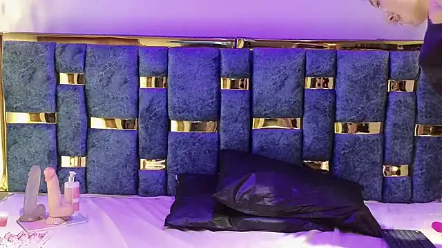 lilimini032 online show from February 11, 2025, 1:20 am