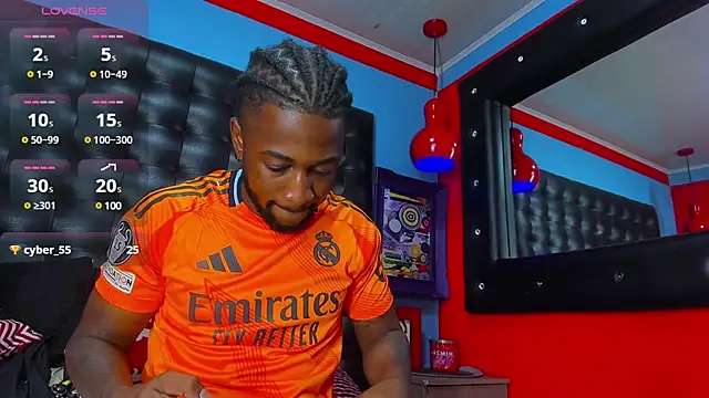 Drake Nassir4 online show from February 13, 2025, 7:52 pm