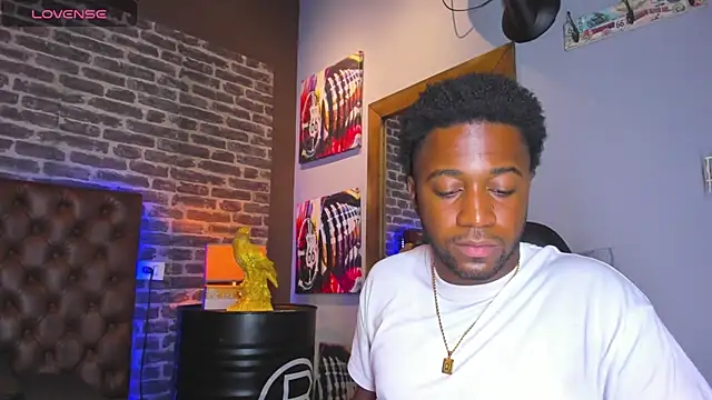 Drake Nassir4 online show from March 6, 2025, 2:18 pm