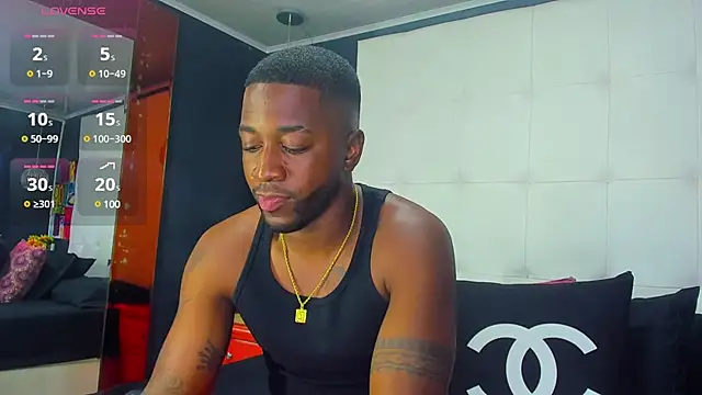 Drake Nassir4 online show from March 7, 2025, 5:49 pm