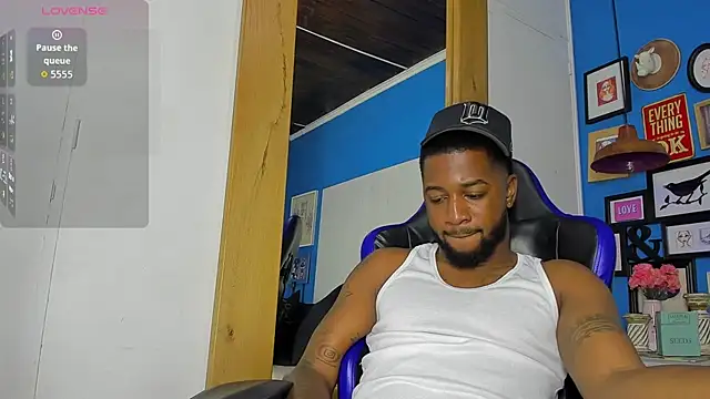 Drake Nassir4 online show from October 13, 2025, 9:15 pm