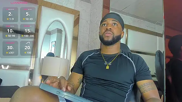 Drake Nassir4 online show from November 25, 2025, 1:55 pm