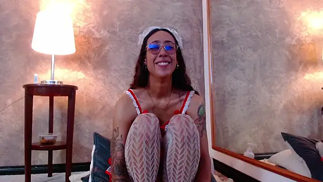 Snapshot of GabyPetit chatting on January 22, 2025, 11:10 pm GabyPetit online show from January 22, 2025, 11:10 pm