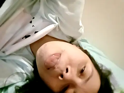 doggiepossession online show from March 18, 2025, 6:57 am