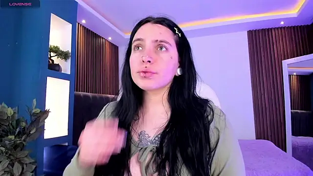 Lucy Smith2 online show from February 14, 2025, 4:04 am