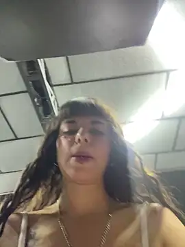 Snapshot of VioletaSubmissive chatting on December 13, 2025, 7:53 pm VioletaSubmissive online show from December 13, 2025, 7:53 pm