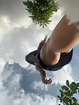 Snapshot of VioletaSubmissive chatting on January 18, 2026, 9:29 pm VioletaSubmissive online show from January 18, 2026, 9:29 pm