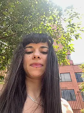 Snapshot of VioletaSubmissive chatting on March 15, 2026, 6:03 pm VioletaSubmissive online show from March 15, 2026, 6:03 pm