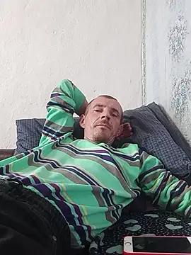 MachoXRallph online show from October 30, 2025, 7:21 am