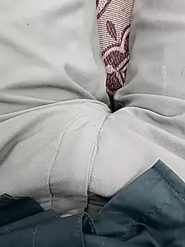 Snapshot of Mr_joh chatting on November 8, 2025, 1:00 pm Mr joh online show from November 8, 2025, 1:00 pm